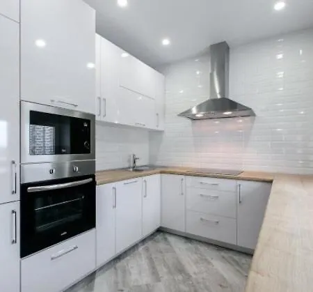 Studio Arena Centre Apartment